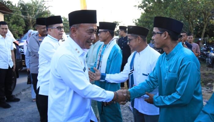 Safari Ramadhan di Sambas, Wagub Krisantus Tekankan Pentingnya Persatuan di Tengah Keberagaman