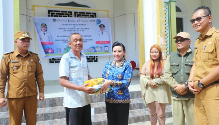 Menjelang Lebaran Pemkab Landak Intensifkan Operasi Pasar Murah dan LPG 3 Kg