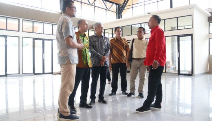 Wagub Kalbar Tinjau Pembangunan Terminal Baru Bandara Rahadi Oesman Ketapang