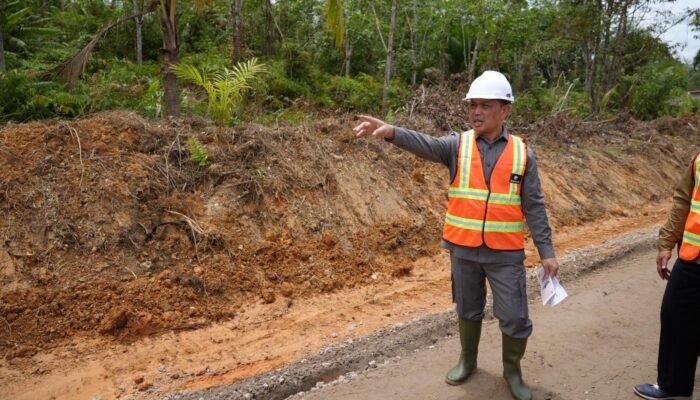 Gubernur Kalbar Tegaskan Jalan Provinsi Jadi Prioritas, Fokus pada Ruas Rusak Berat