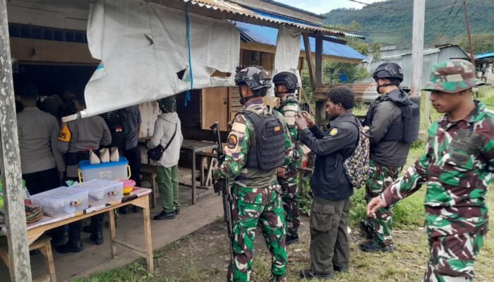 Razia Pekat di Oksibil, Satgas Yon Parako 466 Pasgat dan Tim Gabungan Sisir Kios, Togel dan Miras Jadi Sasaran