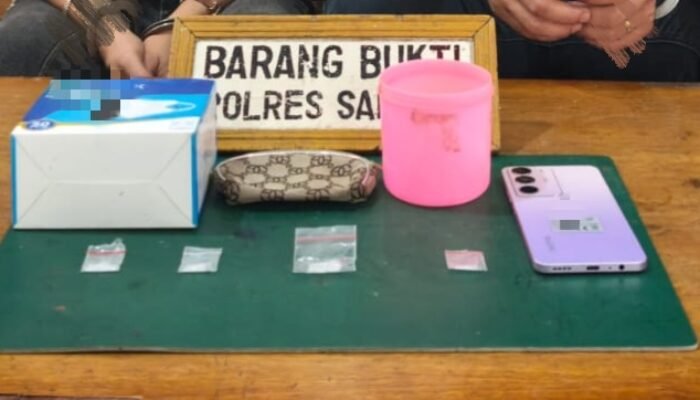 Polres Sambas Gerebek Rumah di Jawai, Dua Terduga Pengedar Sabu Ditangkap