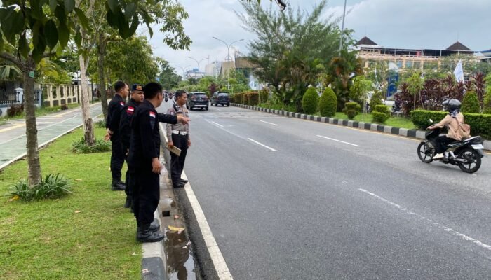 Avanza Hantam Motor di Depan Rumah Dinas Kapolda Kalbar, Dua Orang Luka-Luka