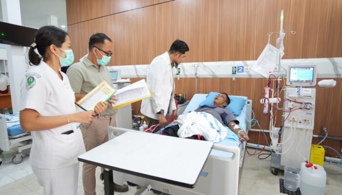 Pasien BPJS Kini Bisa Cuci Darah di RSUD Landak, Karolin Minta Pelayanan Lebih Pasti