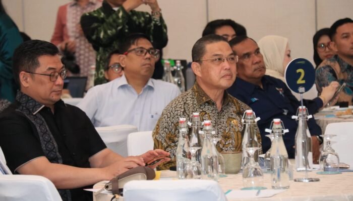 Gubernur Ria Norsan Dorong Optimalisasi Pengelolaan Sawit Demi Kesejahteraan Masyarakat Kalbar