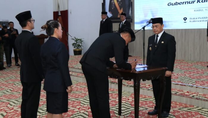 Gubernur Ria Norsan Lantik 206 Pejabat Struktural, Tekankan Inovasi dan Pelayanan Prima