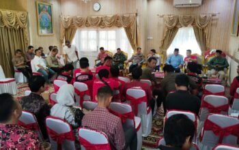 Bupati Sambas Tegaskan Komitmen Lindungi Buruh, Targetkan Penyelesaian Masalah dalam 3 Bulan