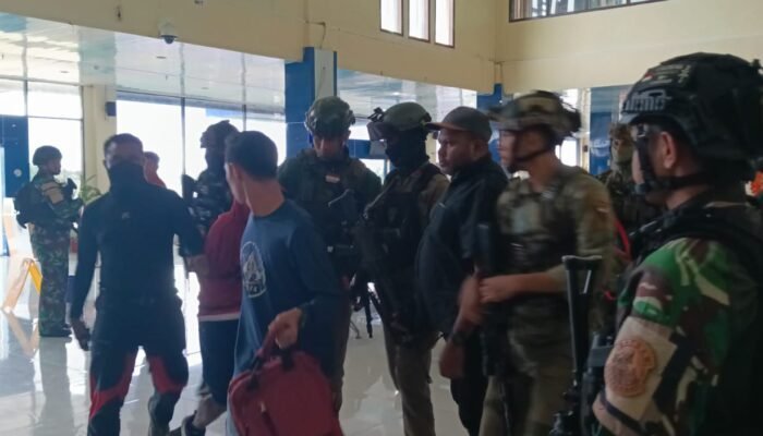 DPO Pembunuhan di Yahukimo Ditangkap! Satgas Yon Parako 466 Pasgat dan Damai Cartenz Gagalkan Pelarian ke Jayapura