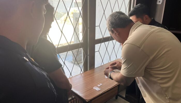 Pria Penyelundup Sabu ke Rutan Sambas Ditangkap, Narkoba Disembunyikan di Celana Jeans