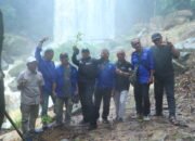 Tanam Pohon di Riam Sentegung Kolaborasi IWO Landak dan Lintas Sektor Jaga Kelestarian Lingkungan