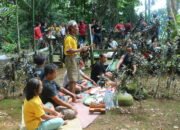 Masyarakat di Sengah Temila Landak Jalani Ritual Adat Balala, Lakukan Pantang Termasuk Keluar Rumah