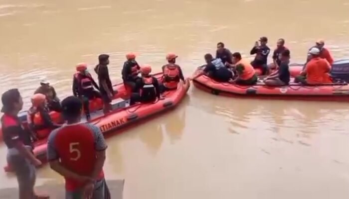 Lansia Warga Nahaya Hilang di Sungai Landak, Tim Gabungan Lakukan Pencarian