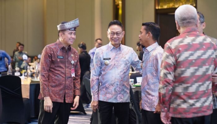 APEKSI Regional Kalimantan Bahas Solusi Fiskal Daerah di Pontianak