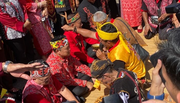 Ria Norsan Sebut Pekan Gawai Dayak Dorong Pertumbuhan Ekonomi Masyarakat