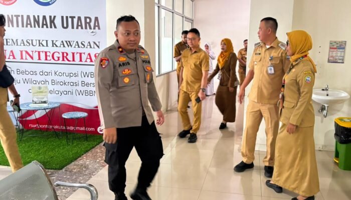 Diduga Keracunan Nasi Kotak, 58 Jemaat Gereja Stella Maris Dilarikan ke Rumah Sakit