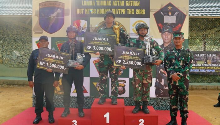 Prajurit Yonko 466 Pasgat Borong Juara di Kejuaraan Menembak HUT Kodam XII/Tanjungpura