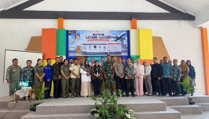 Marak Permainan Layangan di Bandara Internasional Pontianak, GM : Risiko Besar Ancam Keselamatan Penerbangan