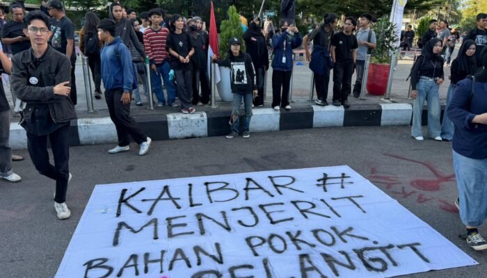 BGN Kalbar Didesak Buka Data Pejabat, Dewan dan Pengurus Parpol (Pemilik SPPG) ke Publik