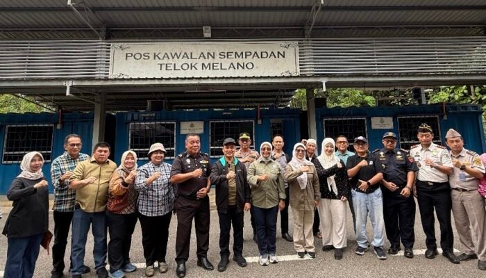 Tinjau Perbatasan Temajuk-Teluk Melano, Gubernur Norsan Siapkan Dukungan Pengembangan Ekonomi dan Pariwisata