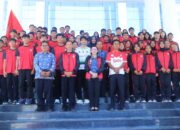 Bupati Karolin Lepas Kontingen POPDA Landak, Pesan Atlet Jaga Disiplin dan Sportivitas