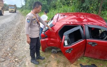Ditinggal Usai Kecelakaan, Mobil di Sintang Dibobol, Kerugian Capai Rp30 Juta