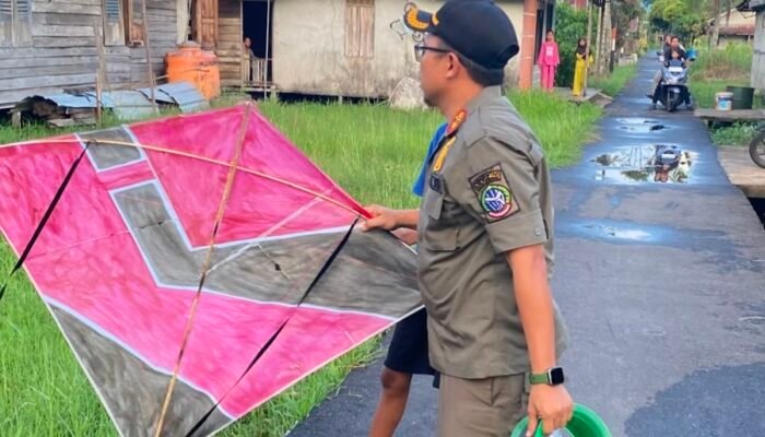 Satpol PP Sita Puluhan Layangan dalam Razia di Pontianak Utara, Upaya Cegah Risiko Kecelakaan
