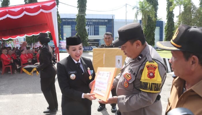 HUT Ke-80 Bhayangkara, Bupati Karolin Ingatkan Perkuat Sinergi Keamanan