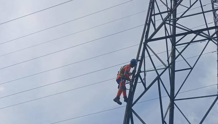 Listrik Kalbar Padam Berjam-jam 3 Hari, PLN: Perbaikan Butuh Sepekan Lagi