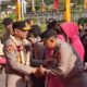 Suasana Haru Warnai Pelepasan Irjen Pipit Rismanto dari Polda Kalbar, Mahasiswa hingga Ojol Ikut Mengantar