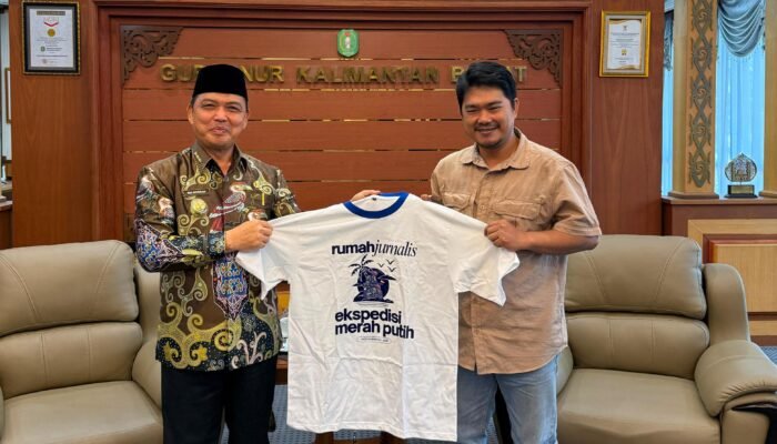 ‎Gubernur Kalbar Ria Norsan Apresiasi Rumah Jurnalis dan My Pertamina Sebarkan 1.000 Bendera di Batas Negeri