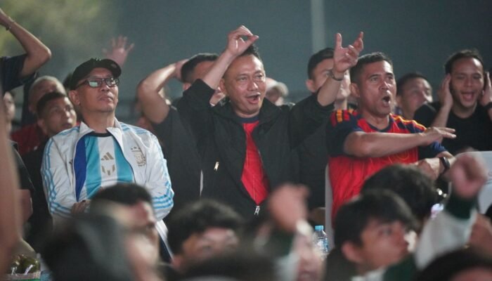 Spanyol Juara Dunia, Ribuan Warga Padati Nobar Final Piala Dunia di Depan Kantor Wali Kota Pontianak