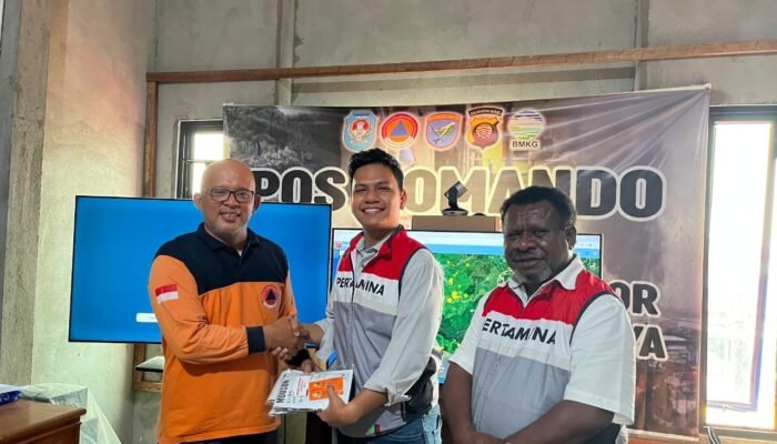 Asap Karhutla Menebal di Kubu Raya, Pertamina Bagikan 1.000 Paket Masker dan Vitamin