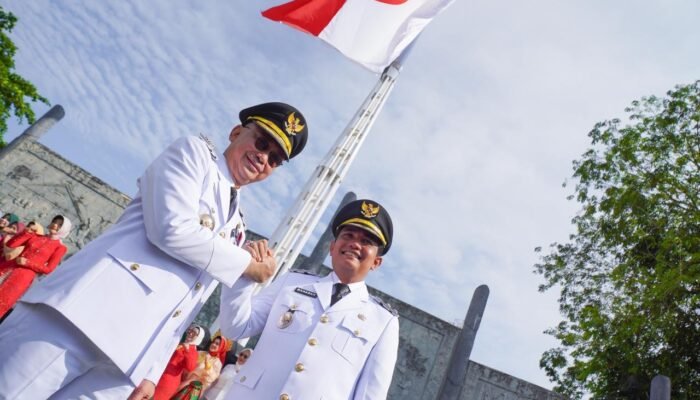 Edi Ajak Warga Kibarkan Merah Putih Sepanjang Agustus