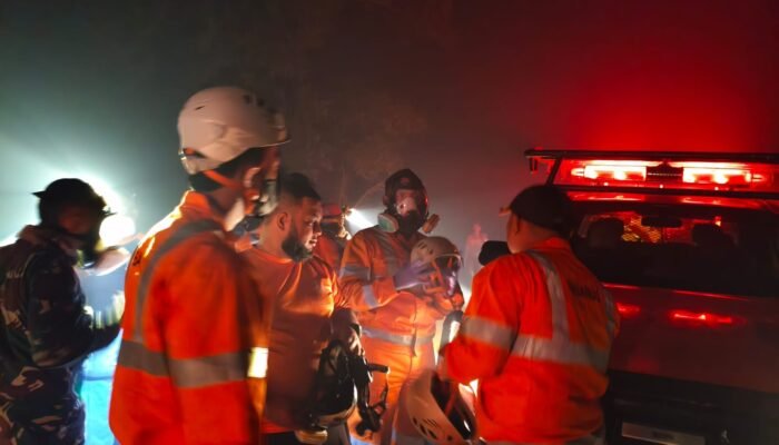 Tim SAR Temukan Warga Hilang di Tengah Karhutla Ketapang, Korban Selamat Meski Kelelahan