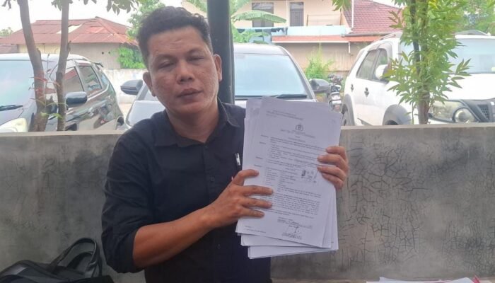 Pengacara Tersangka Kasus Investasi Saham Praperadilkan Kajari Pontianak, Soroti Penahanan Dua Tersangka Pasca Tahap II