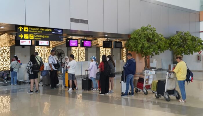 Kabut Asap Ganggu Penerbangan di Bandara Supadio, 6 Pesawat Terdampak dalam 2 Hari