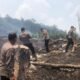 Polsek Ngabang Cek Lokasi Karhutla di Jelimpo, Pastikan Api Telah Padam