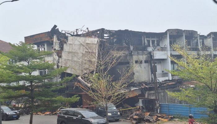 18 Ruko di Jalan Barito Pontianak Terbakar, Polisi Selidiki Penyebabnya