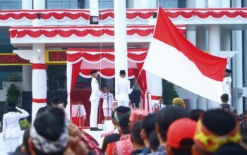 Upacara HUT Ke-81 RI, Bupati Landak Ajak Pemerintah dan Masyarakat Bersatu Hadapi Tantangan Global