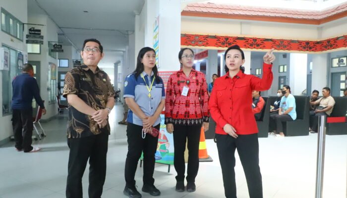 Bupati Landak Atensi Kebersihan dan Kerapian Tiap Ruangan di RSUD