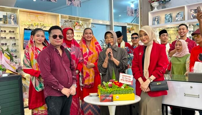 Re-Opening Optik Pontianak, Rayakan HUT dengan Aksi Sosial dan Perluas Kiprah ke Jabodetabek