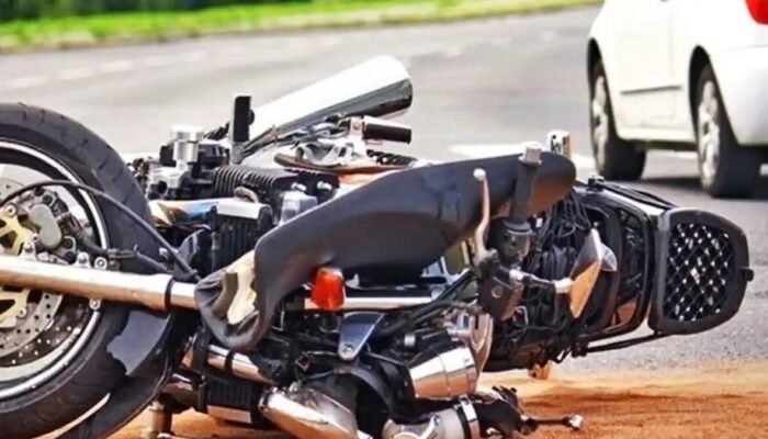 2 Pelajar Tewas Terlindas Tronton di Pontianak, Motor Selip Saat Menikung