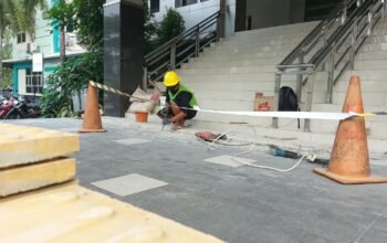 Guiding Block Kantor Terpadu Sutoyo Mulai Dikerjakan Usai Viral Mock-up di Tangga
