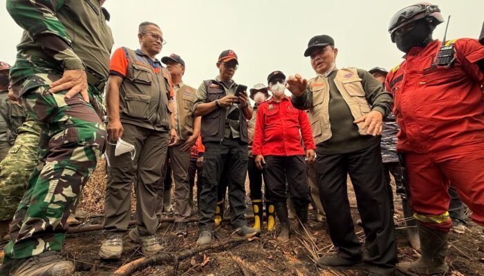 Pemprov Kalbar Perkuat Penanganan Karhutla, Personel dan Peralatan Dikerahkan Sesuai Kebutuhan