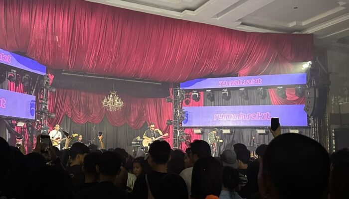 Penerbangan Terkendala, Band Rumah Sakit Tetap Tancap Gas dan Sukses Guncang Panggung NPD Experience