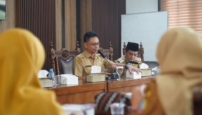 Pemkot Pontianak Siapkan 1.000 Ton Air Tawar dan Diskon 30 Persen Hadapi Krisis Air