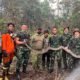 Tak Kenal Hari Libur, Bupati dan Dandim Turun Langsung Hadapi Karhutla Kuala Tolak