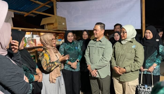 Norsan Siapkan Dukungan untuk Dapur Umum Relawan Karhutla Bukit Peramas