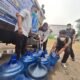 Satreskrim Polresta Pontianak Keliling Bagikan Air Bersih, 15 Ton Sudah Disalurkan