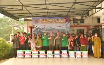 Kodim 1210/Landak dan Yon Armed 16/TK Gelar Donor Darah serta Bakti Sosial